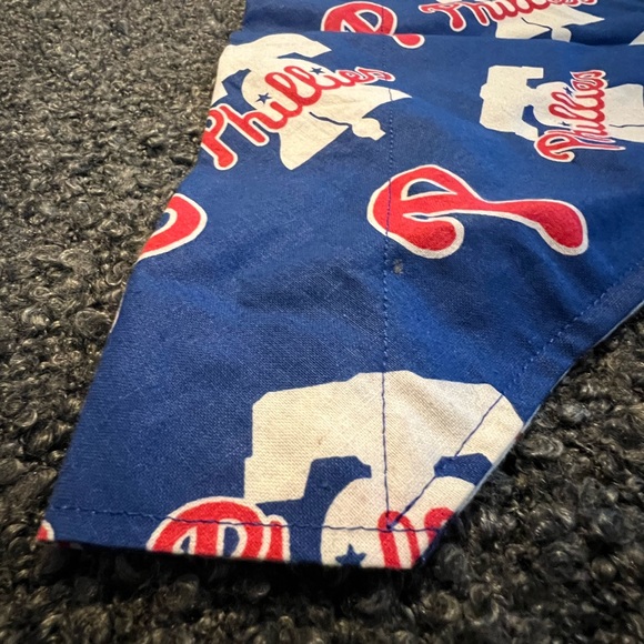 Wild Paws Boutique Phillies pet bandanna - Picture 5 of 5